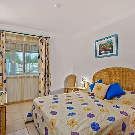 Apartment Sleeps 6 With Pool Air Con And Wifi Barros da Fonte Santa