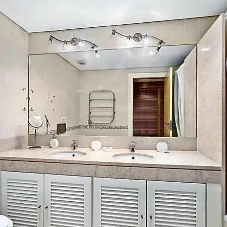 Appartamento Sleeps 6 With Pool Air Con And Wifi *
